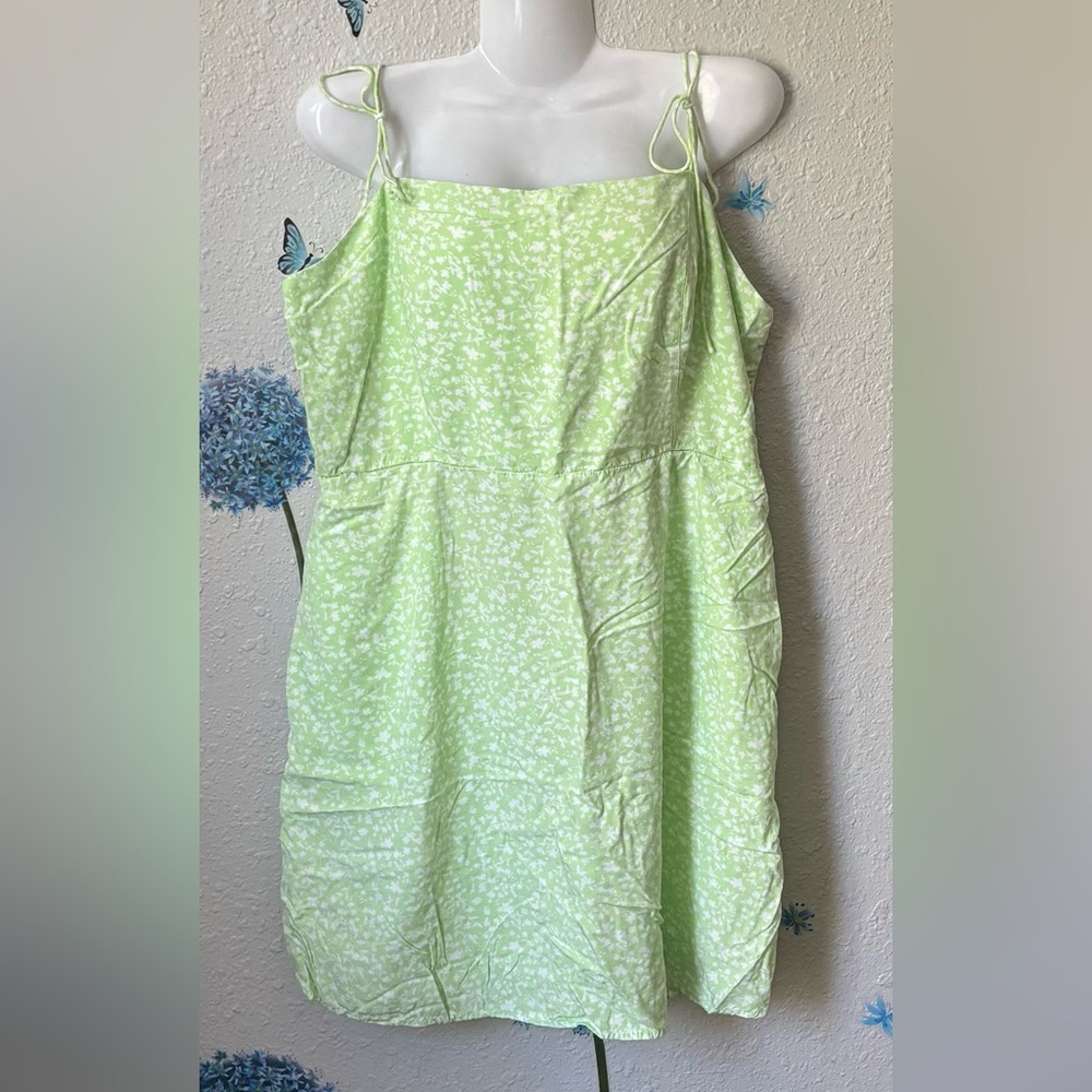 Old Navy Fit & Flare Light Green Floral Sundress